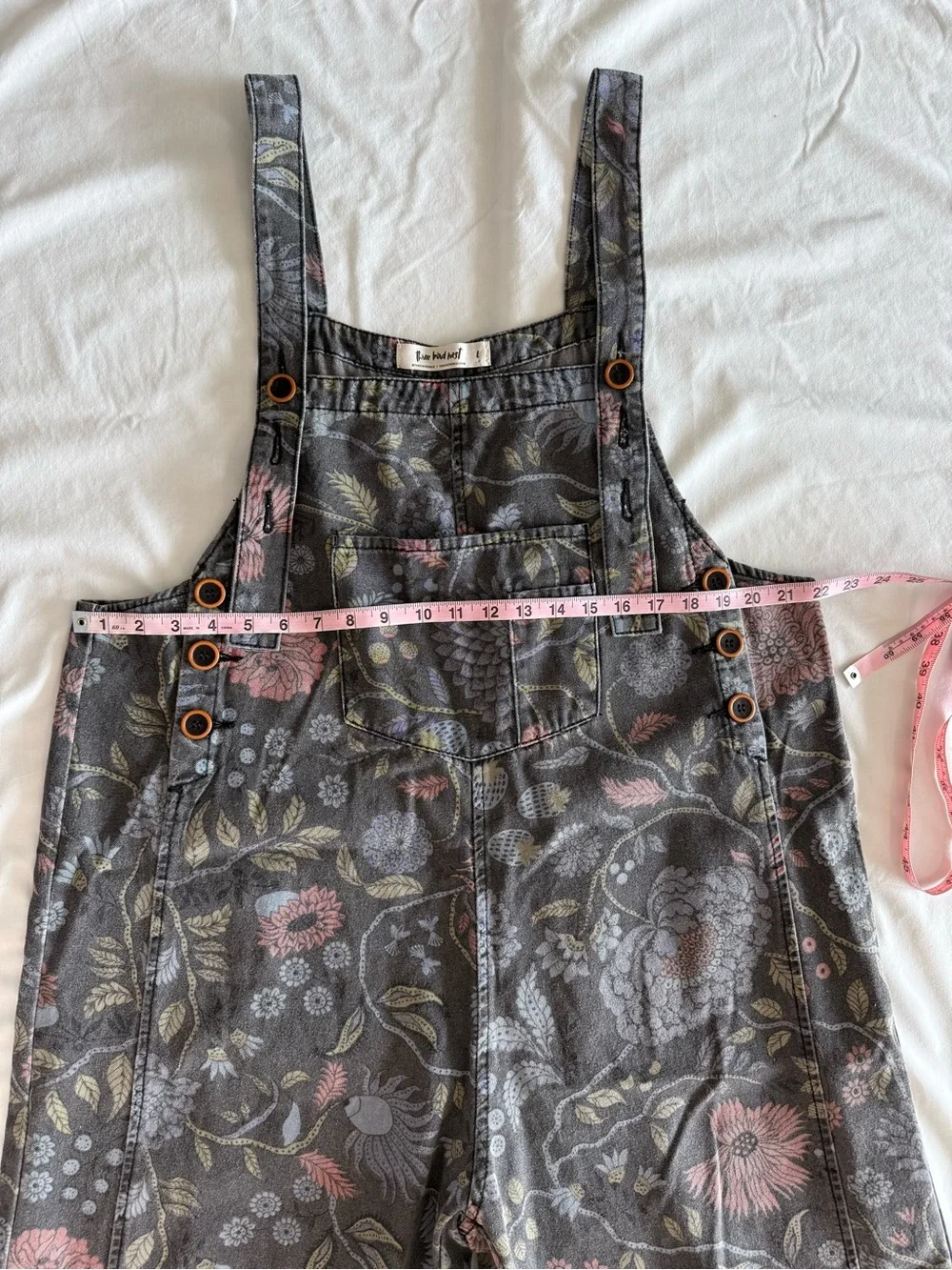 Three Bird Nest High Hopes Slouchy Denim
Overalls Boho Denim Size Large - Picture 6 of 11